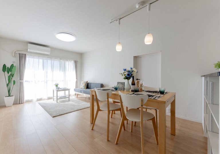 リビングダイニング