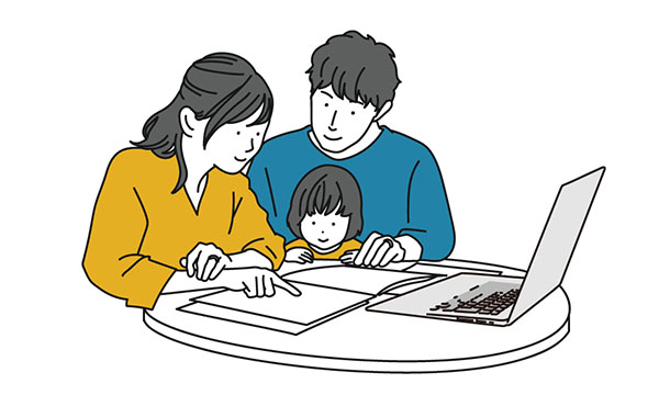 子供を囲んで相談する夫婦