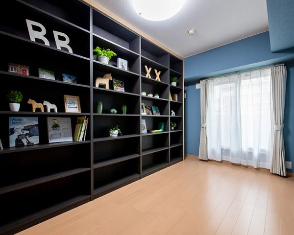 大型収納の洋室